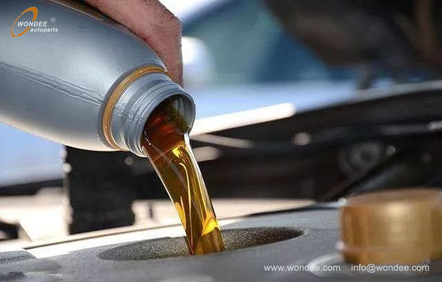 engine oil Grade (1) Grado de aceite del motor (1)