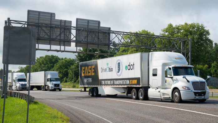INDOT and ODOT Deploy Automated Truck Platooning on I-70 INDOT y ODOT Despliegue de pelotón de camiones automatizado en la I-70