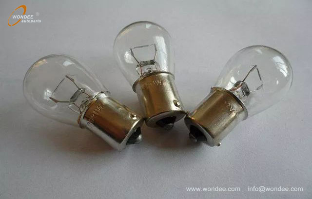 brake lights and low beam lights (2) luces de freno y luces de haz baja (2)