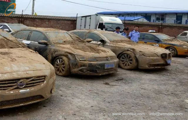 coche accidental y empapado (7)