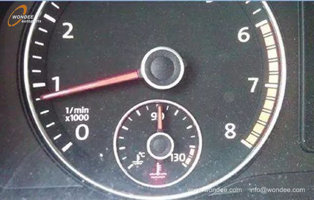 long hours of high-speed driving (2) largas horas de conducción de alta velocidad (2)