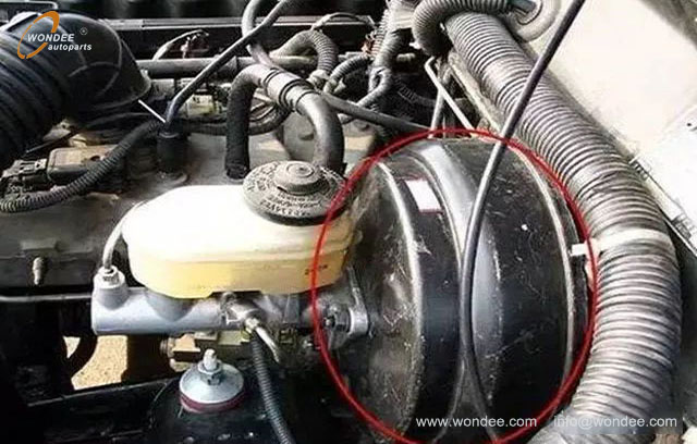 Auto brakes (2) Frenos automáticos (2)