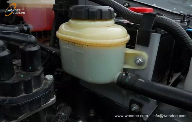 Car steering issues (3) Problemas de dirección del automóvil (3)