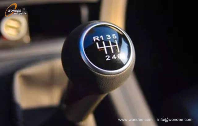 refuel or idle (3) reabastecimiento o inactivo (3)