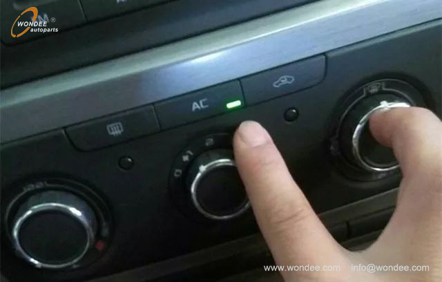 Car air conditioning (2) Aire acondicionado del automóvil (2)