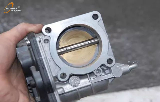 v&aacute;lvula del acelerador (1)