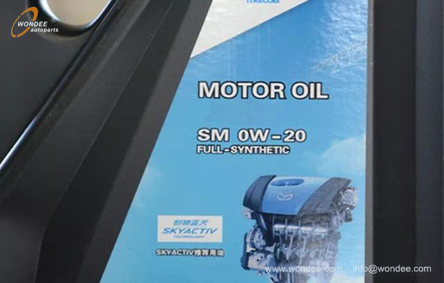 engine oil Grade (3) Grado de aceite del motor (3)