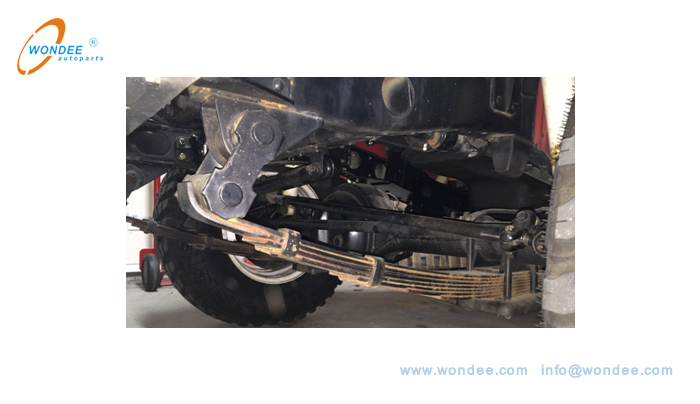 Limpiando los resortes de la hoja