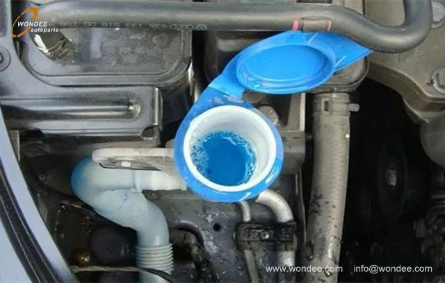 Agua de vidrio de coche (2)